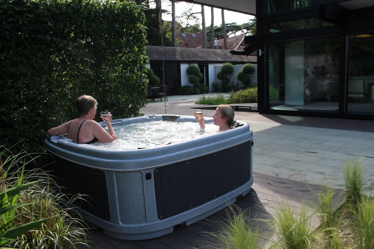 Hot tub for arthritis A deep dive into warm water therapy
