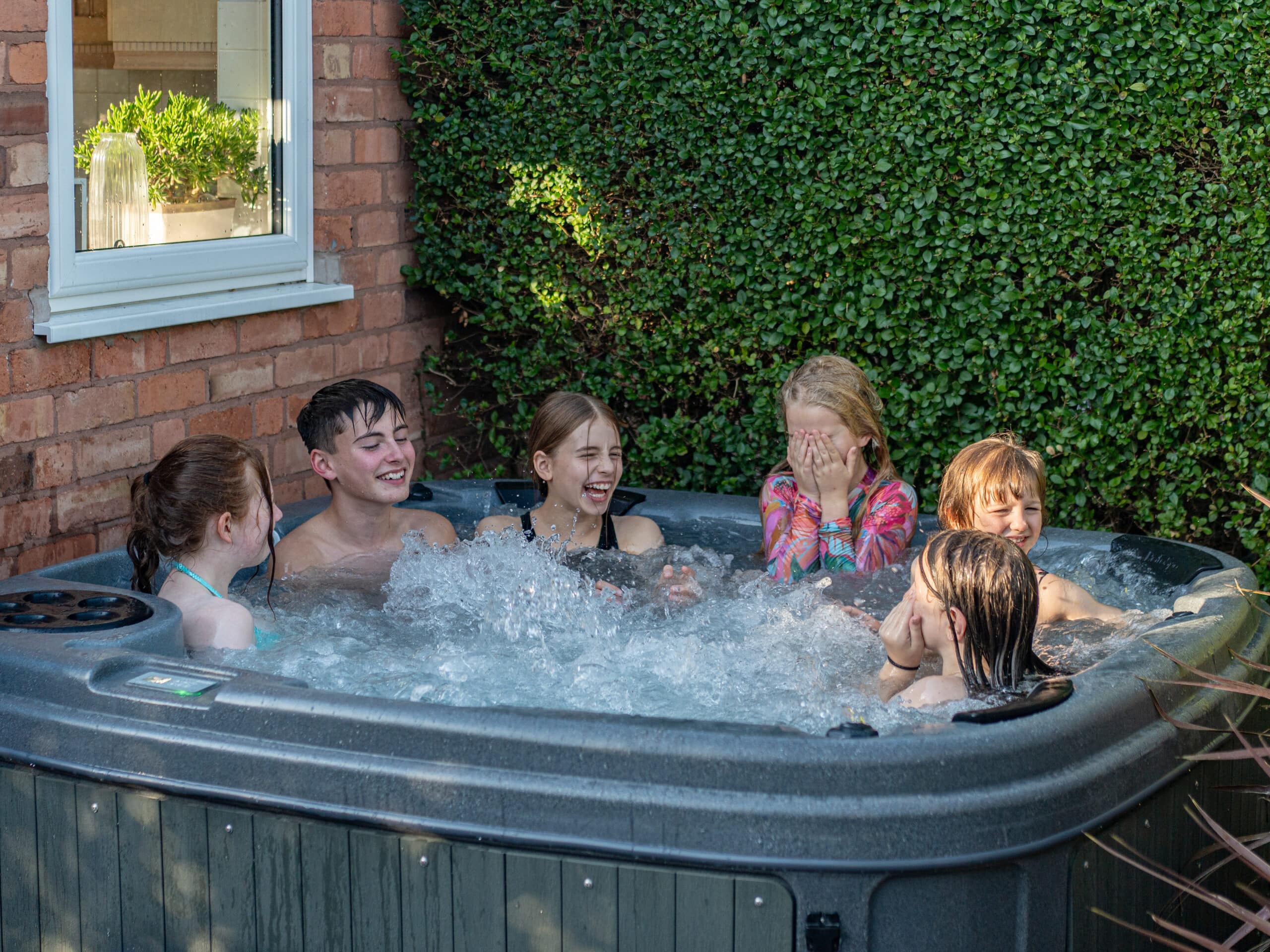 DuraSpa S160 hire 2 hot tub day